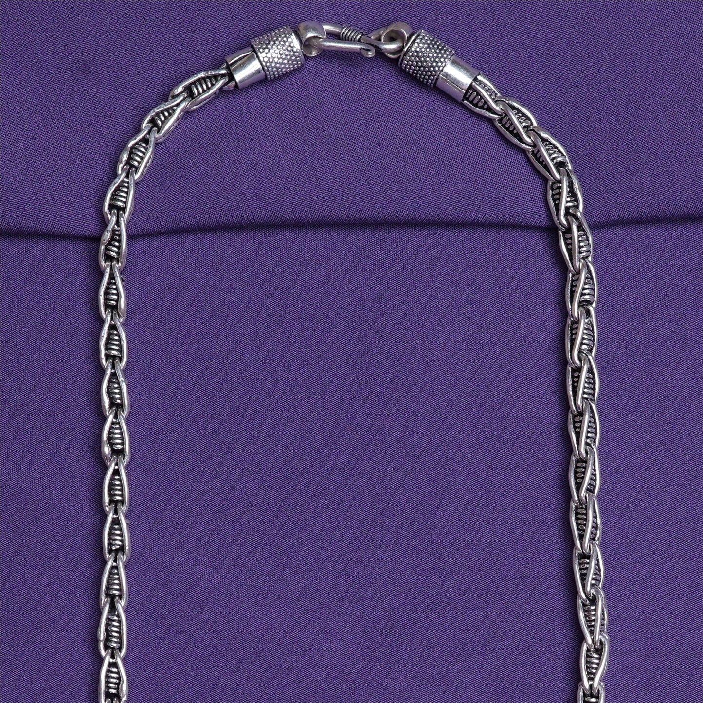 MEN CHAIN