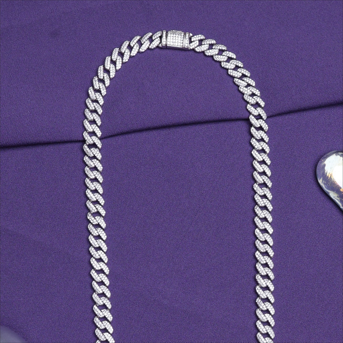MEN CHAIN