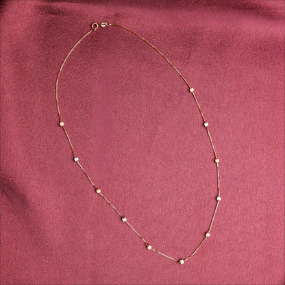 WOMEN CHAIN
